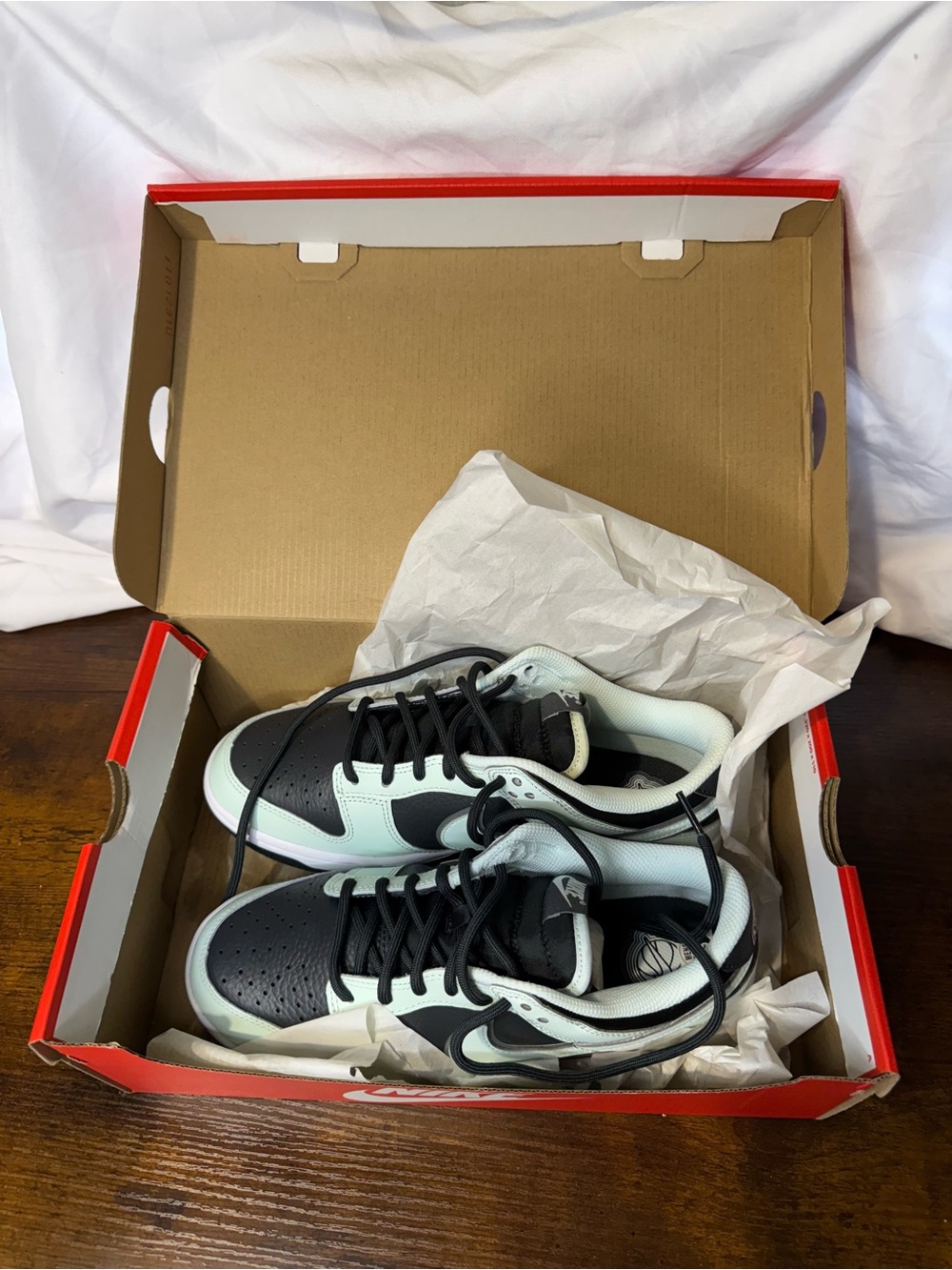 NWT Men’s Nike Dunk Low Retro - Picture 4 of 5